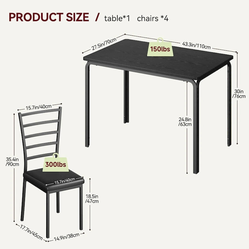Table et chaises pour quatre