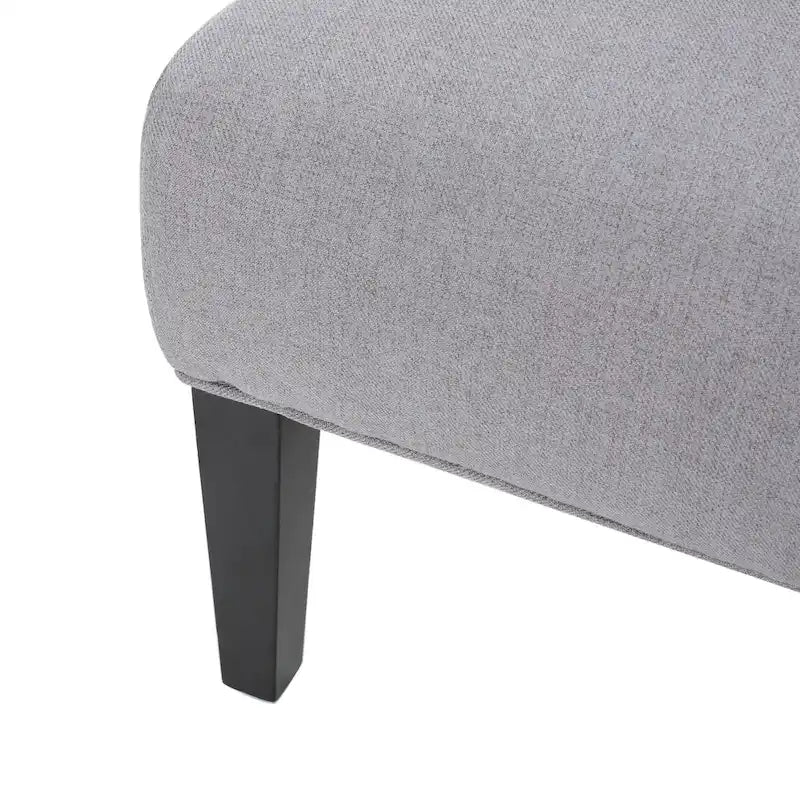 Chaise en tissu moderne sans accoudoirs — Longueur 22.50 x Largeur 29.50 x Hauteur 32.00