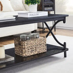 Table basse de salon moderne, comprenant une table basse en bois et une table d'appoint.
