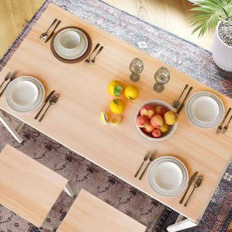 Comptoir de bar, table et chaises de style ferme moderne