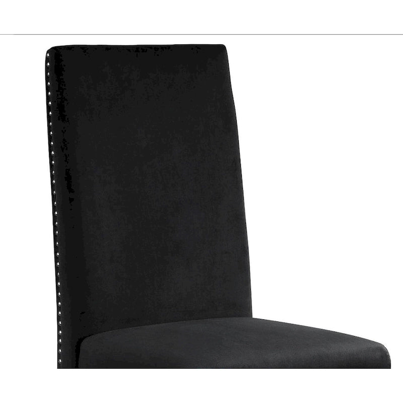Chaise de salle à manger haut de gamme avec dossier capitonné, passepoil clouté et pieds chromés