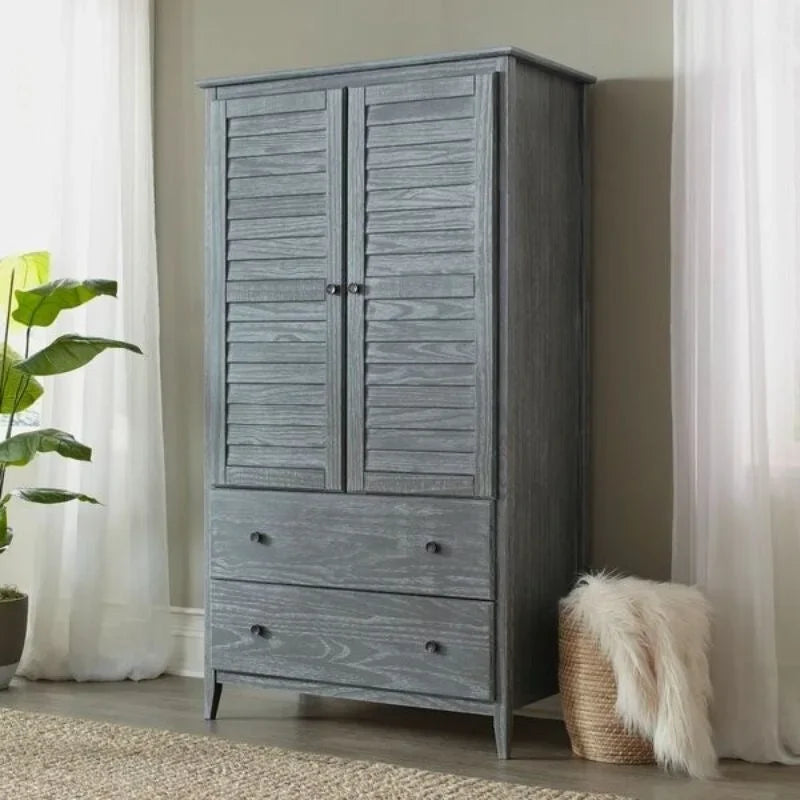 Armoire persienne en pin massif vieilli FarmHome