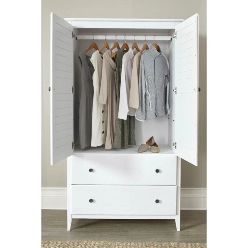 Armoire persienne en pin massif vieilli FarmHome